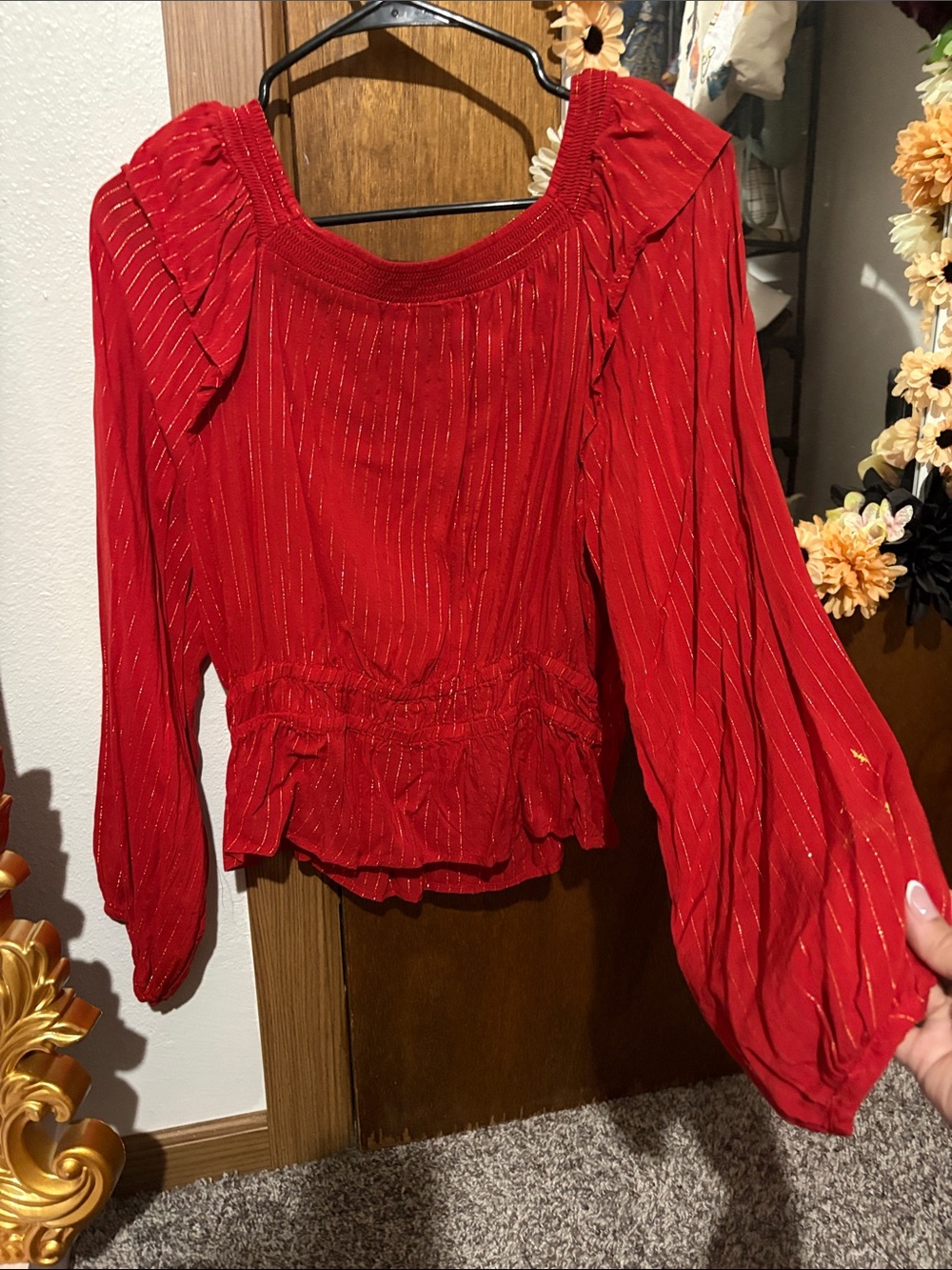 Universal Threads Red Ruffle Square Neck Blouse - Picture 4 of 4